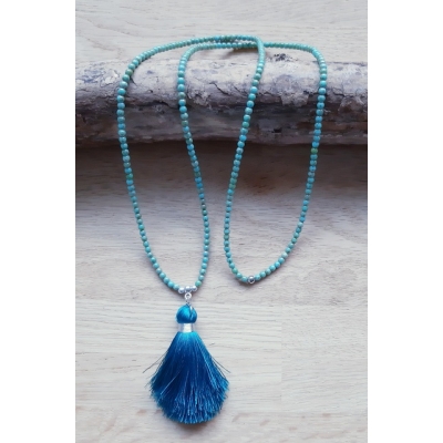 lange ketting in blauwgroen lange ketting in blauwgroen